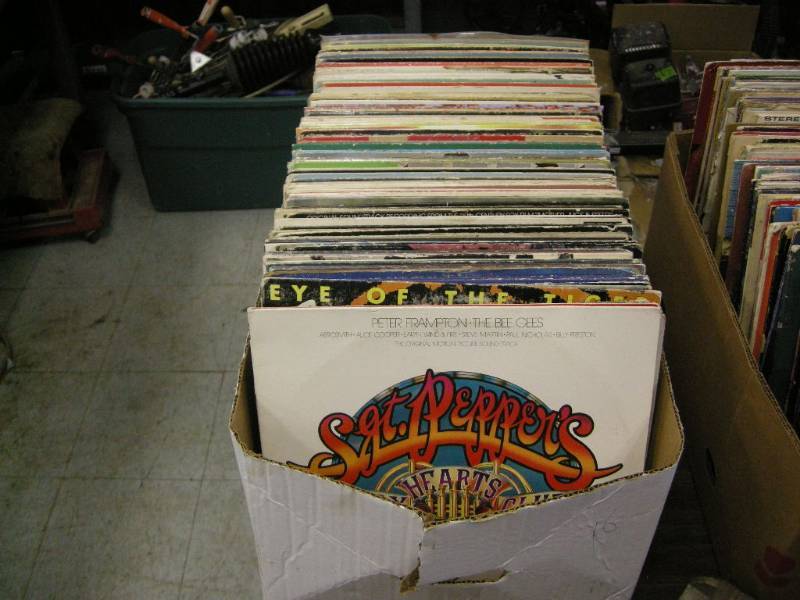 lot 159 image: Box Vintage Records LPs