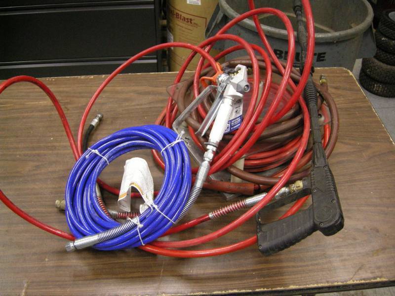 lot 200 image: Graco and Other Spray HoseAir Hose