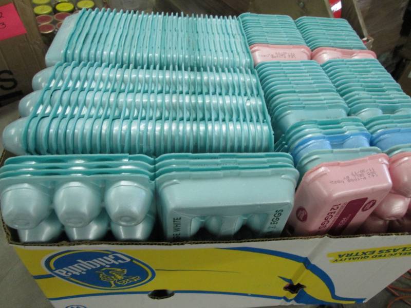 Large Lot of Styrofoam Egg Containe...