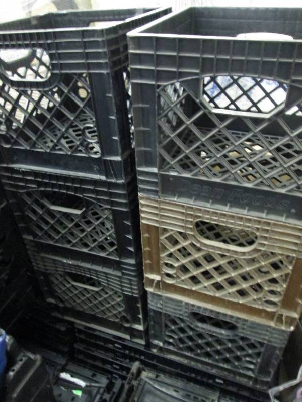 Lot of 6 Stackable Crates...