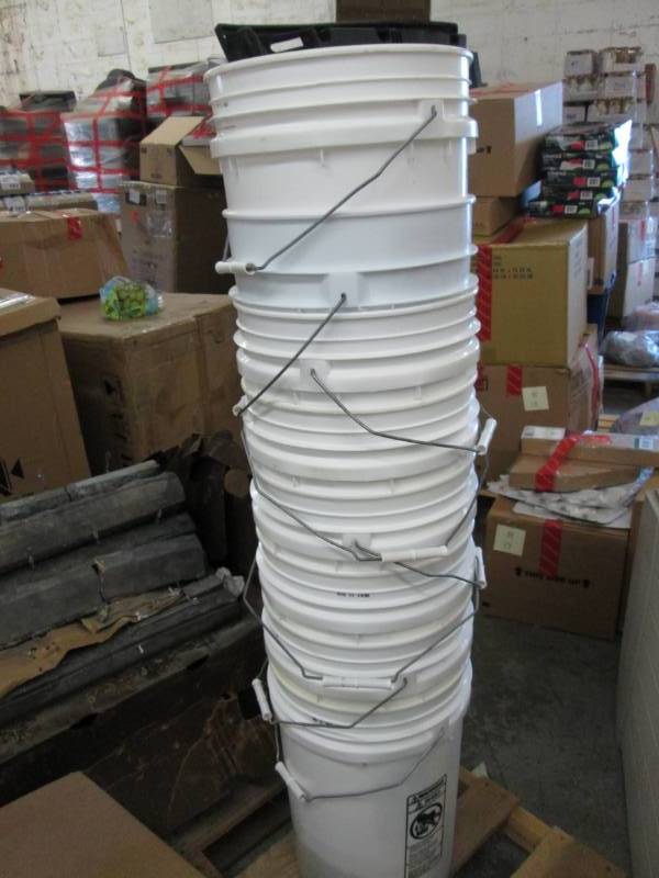 Lot of 8 Plastic Buckets with Handl...