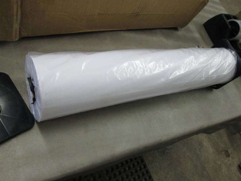 24 inch of White Paper- holder dama...