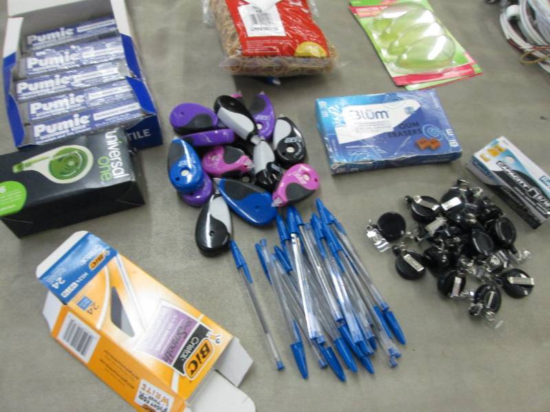 10 Pumie Scouring Sticks, Badge Hol...