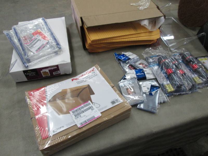 5 Pkg Badge Holders $4.38pkg, Wall...