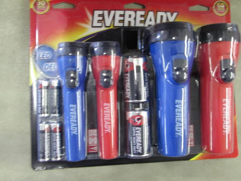 Lot of 4 Eveready FlashLight Set Re...