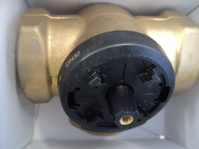 Danfoss ESBE VRG130 3-way mixing va...