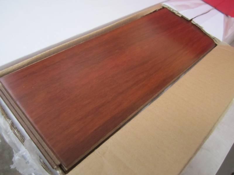 lot 6 image: 3 Cases of Home Decorators Collecti...