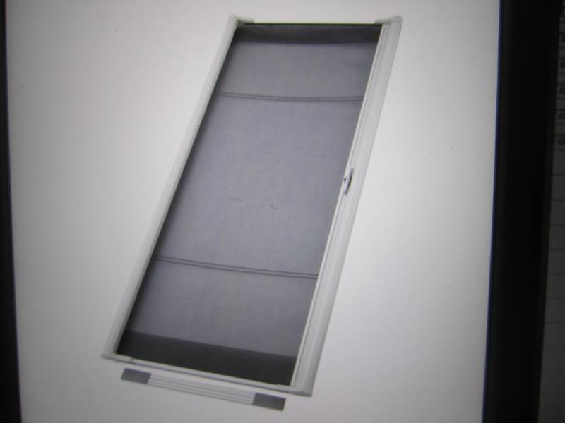 lot 32 image: ODL 36 x 80 Brisa White Standard ...