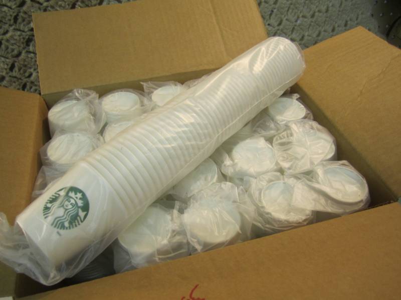 lot 48 image: Case of 1000 4 ounce Hot Drink Cups...