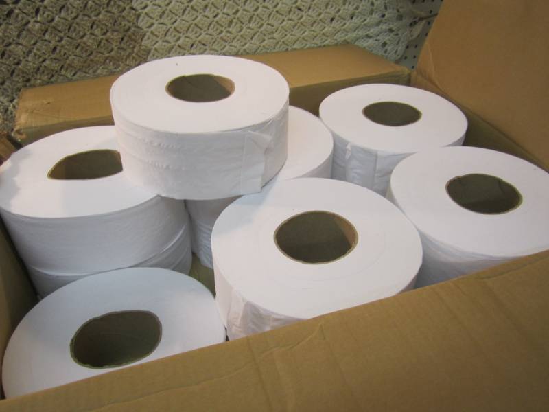 lot 64 image: Case of 12 Rolls of 2-Ply White Jum...