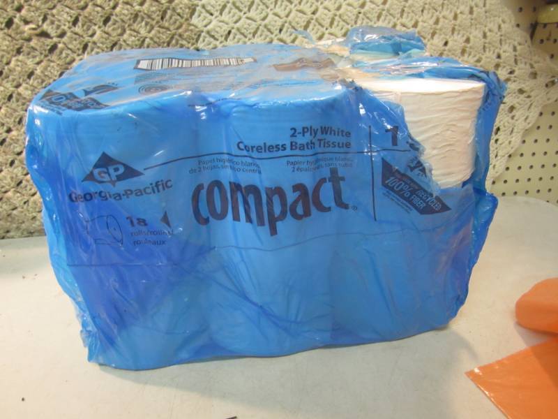 lot 70 image: Pack of 18 Rolls of 2-Ply White Cor...