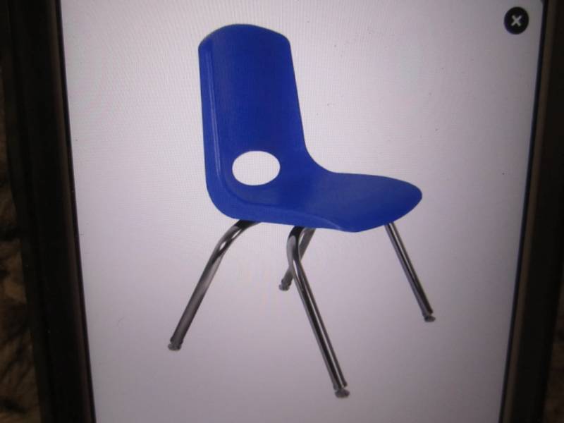 lot 91 image: Set of 6 ECR4Kids Kids Chairs Plast...
