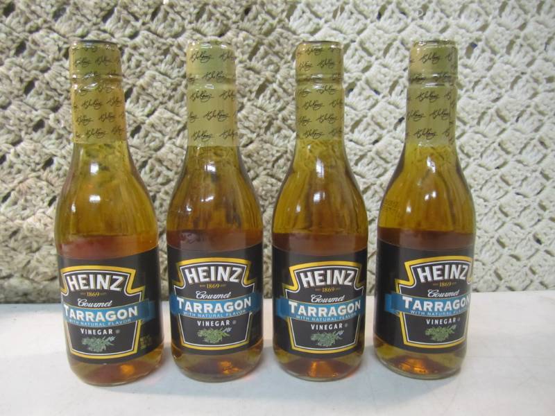 lot 124 image: 4 Bottles of Heinz Gourmet Tarragon...
