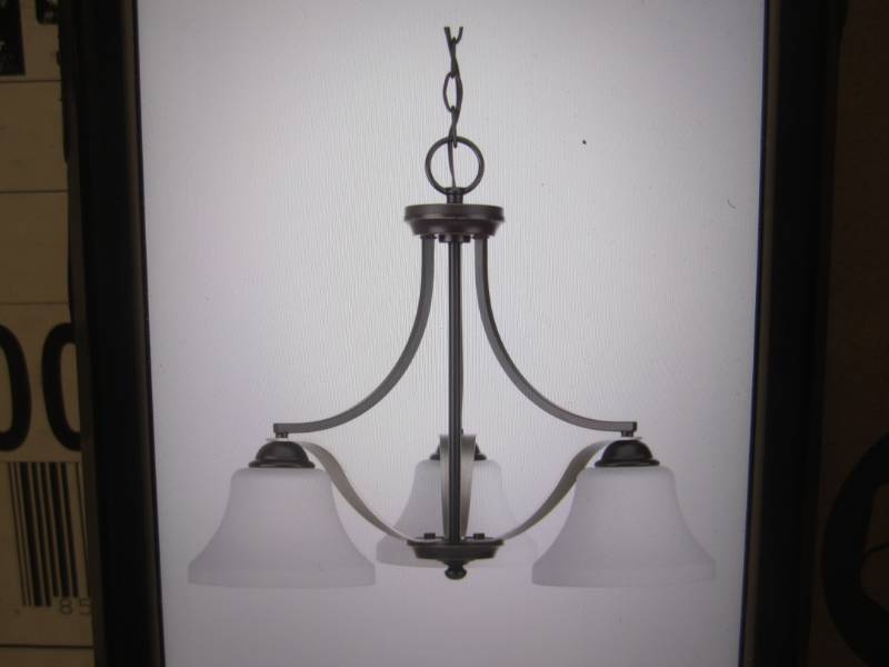 lot 137 image: Progress Lighting Noma Collection 3...