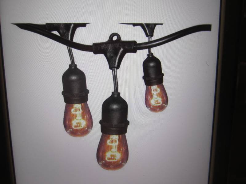 lot 139 image: Hampton Bay 12-Light 24 foot Black ...