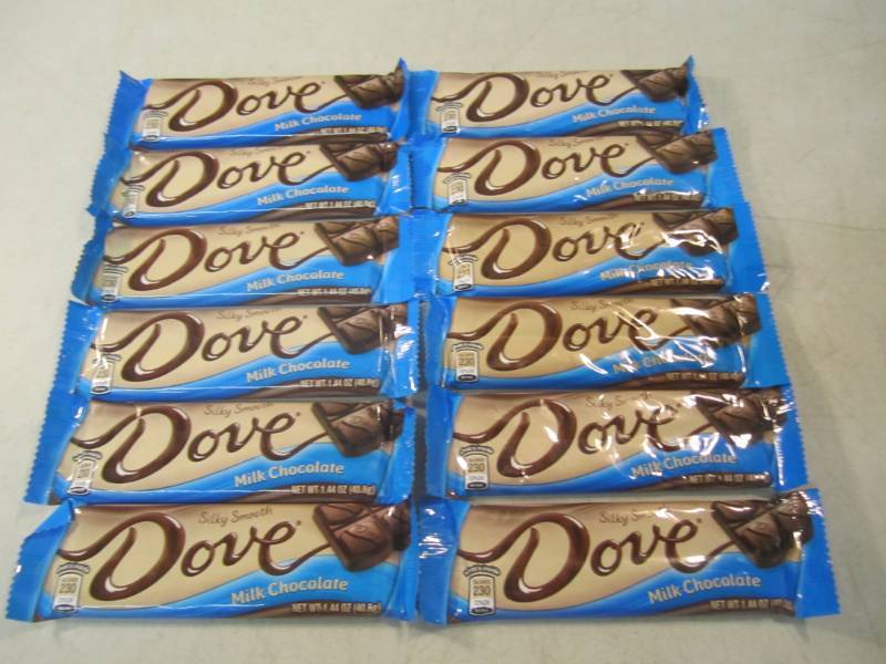 lot 195 image: 12 Dove Milk Chocolate Candy Bars B...