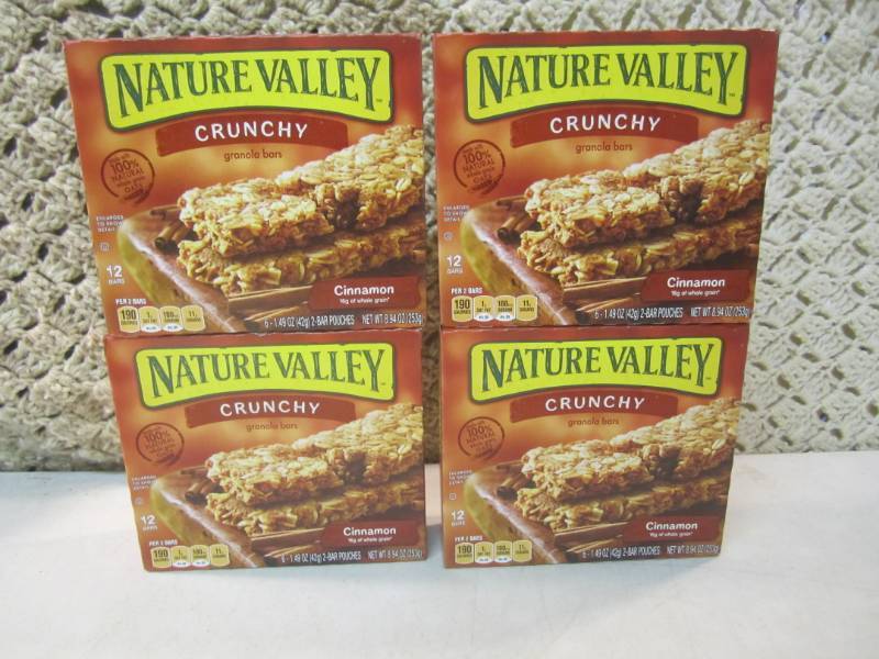 lot 220 image: 4 Boxes of Nature Valley Crunchy Ci...