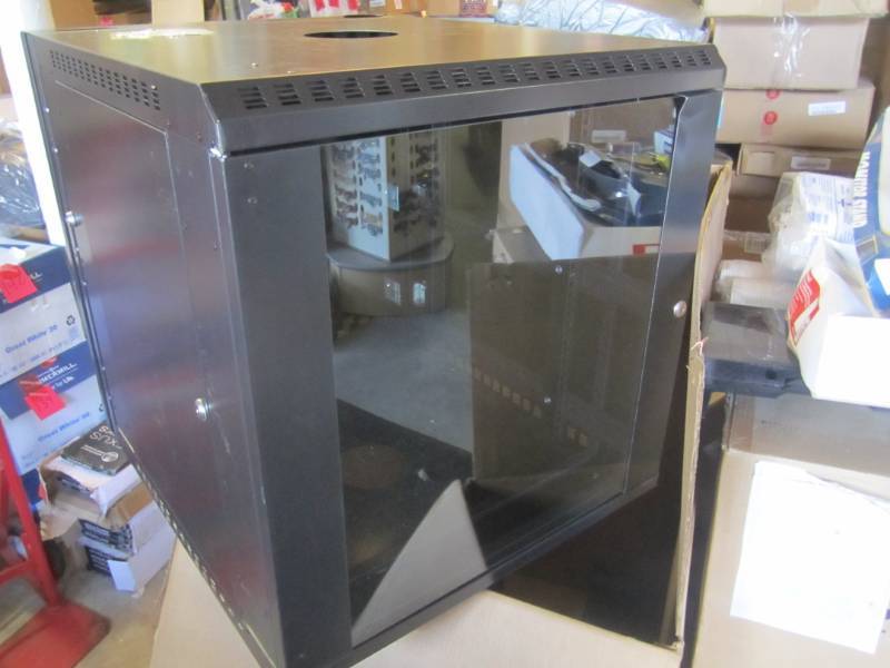 lot 249 image: Metal Locking Electronics Rack Moun...