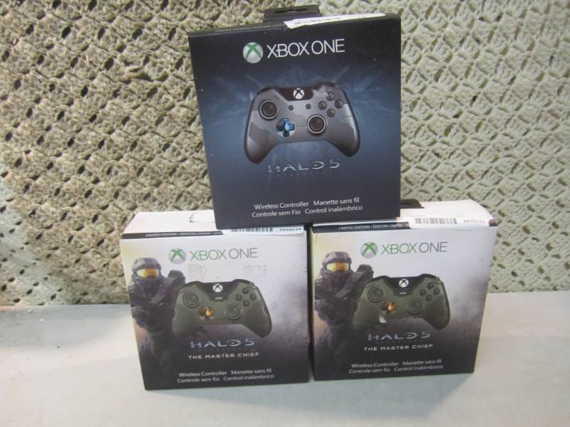 lot 253 image: Lot of 3 X Box One Halo 5 Wireless ...