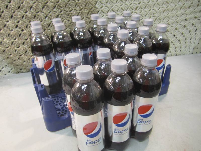 lot 268 image: Case of 24 Bottles of Diet Pepsi 16...