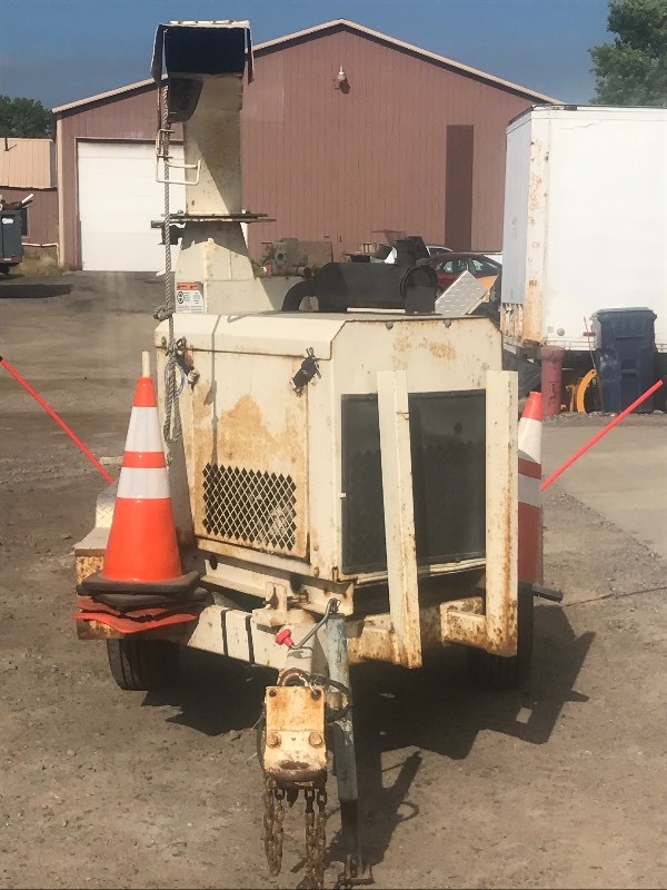 lot 1 image: Bandit 200XP Towable Wood Chipper