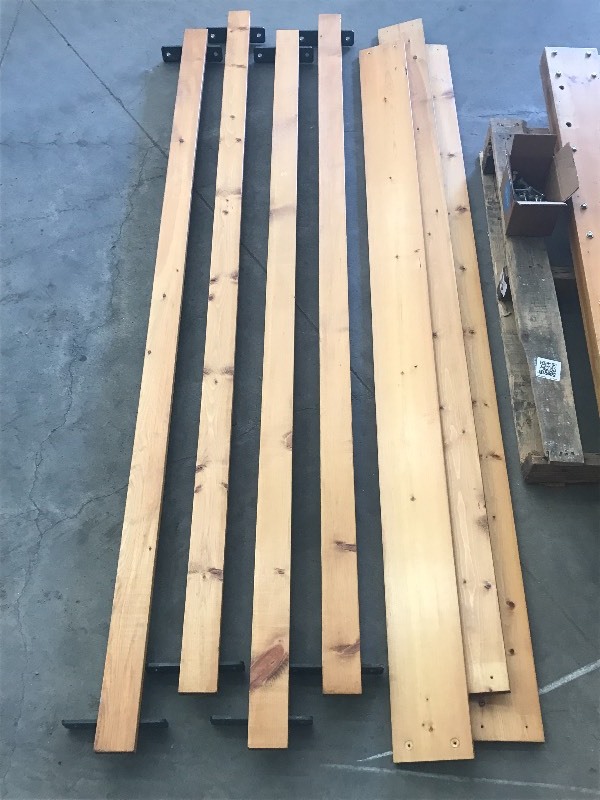 lot 33 image: Twin-Size Bunk Bed Set