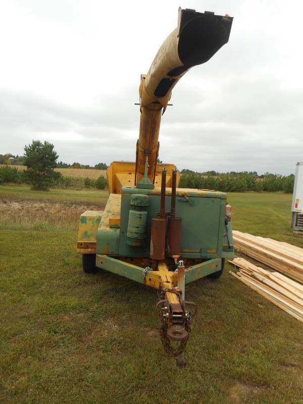Wayne Towable Wood Chipper