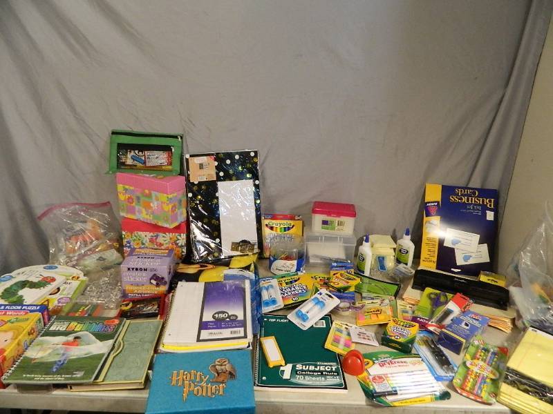lot 83 image: Craft and Office Supplies