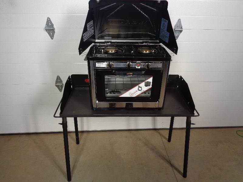 lot 6 image: New Camp Chef Oven and Stand Combo