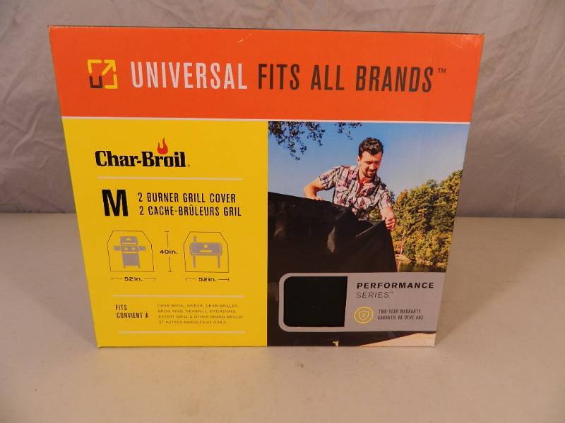 lot 31 image: New Char-Broil Universal Cover