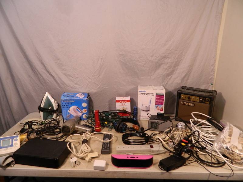 lot 136 image: Assorted Electronics