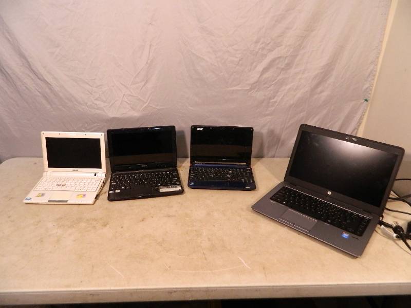 lot 141 image: 4 Assorted Laptops