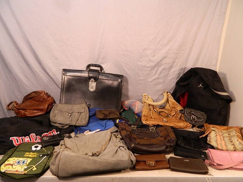 lot 150 image: Bags, Purses, Wallets, and More