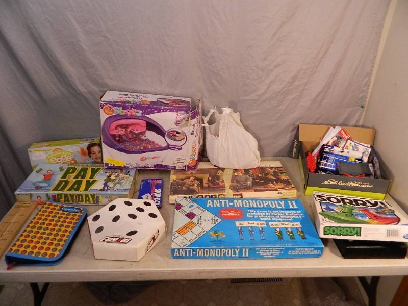 lot 176 image: Games, Toys, Etc