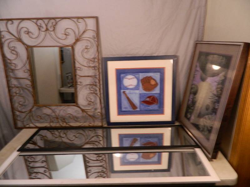 lot 188 image: Mirrors, Pictures, Etc