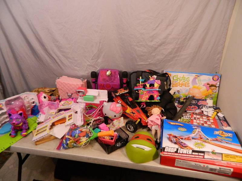 lot 191 image: Toys and Games