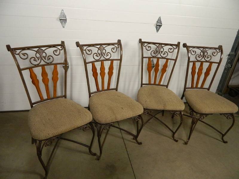lot 194 image: Set of 4 Chairs