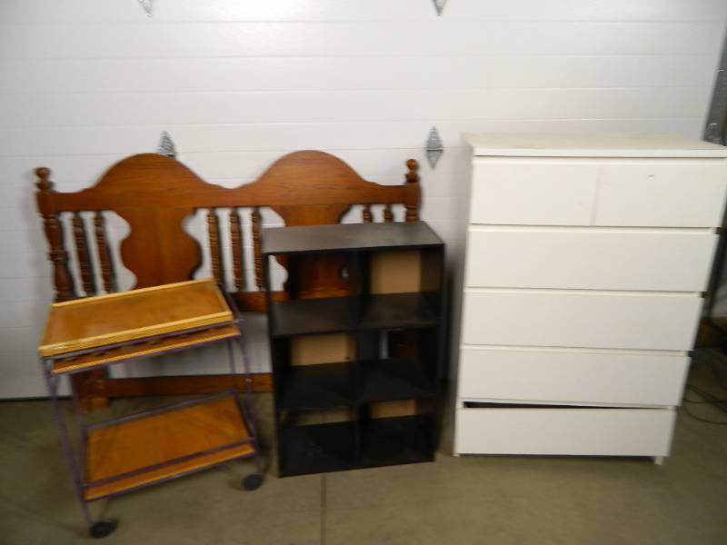 lot 196 image: Take What You Want Furniture
