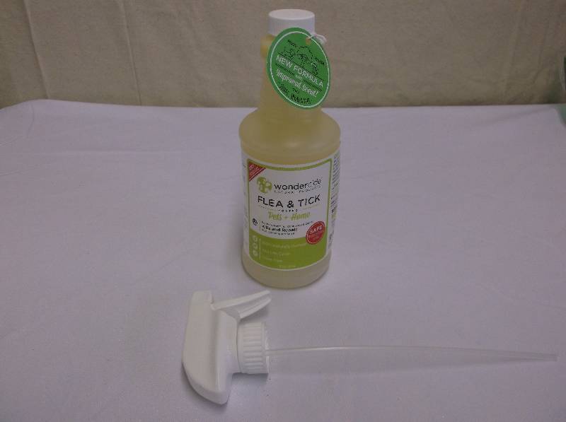 FLEA & TICK SPRAY