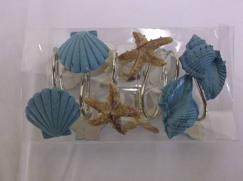 DECO SHOWER CURTAIN HOOKS