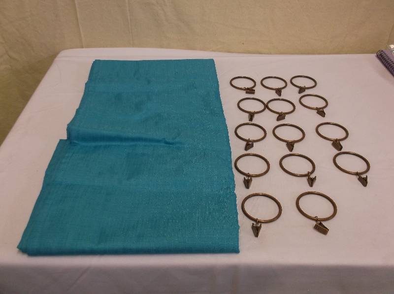 CURTAIN RINGS & WINDOW CURTAIN