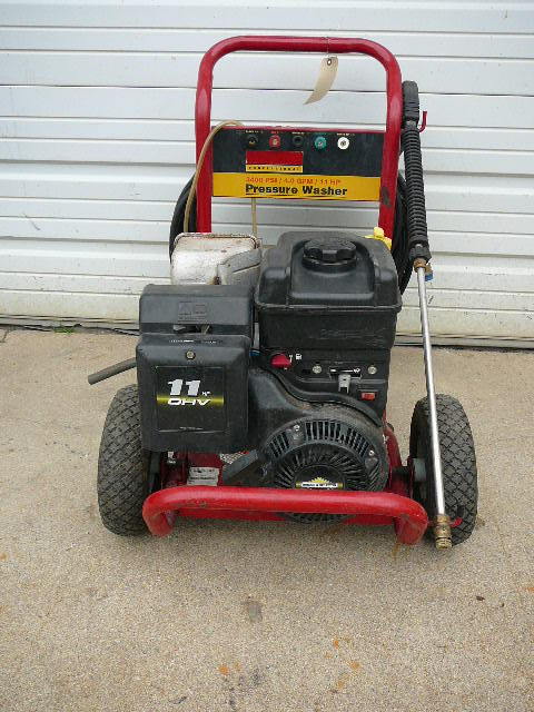 lot 43 image: Pressure washer professional