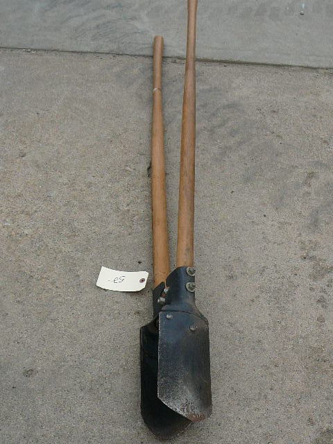 lot 52 image: Post hole digger