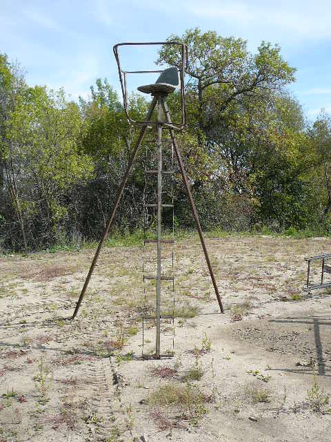 lot 56 image: Deer Stand