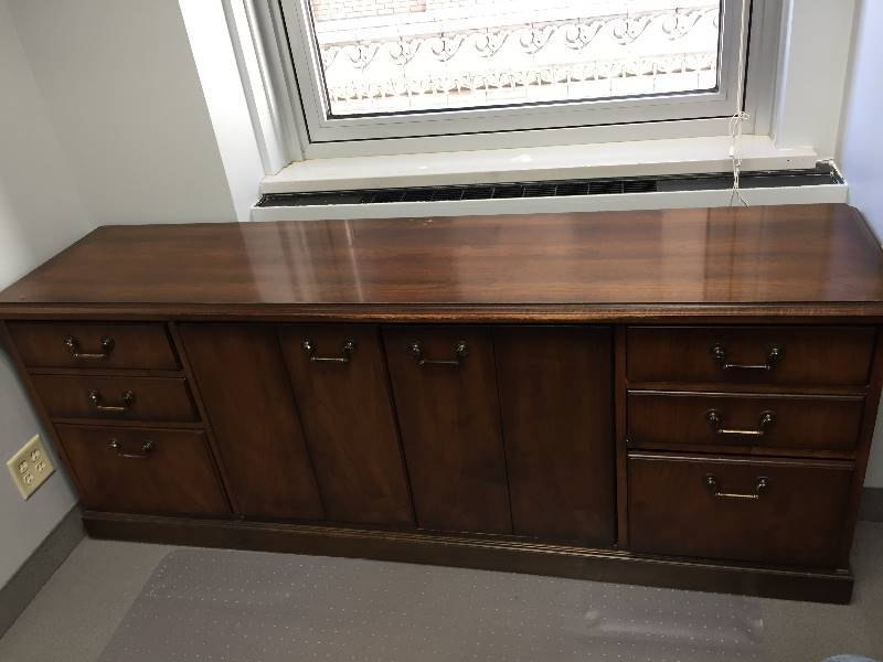 lot 20 image: Credenza by Kimball