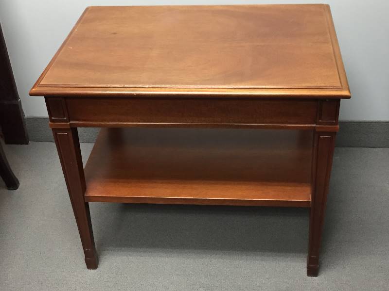 lot 21 image: Wood End Table