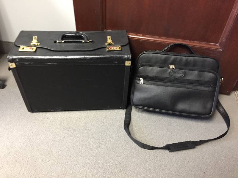 lot 53 image: Computer  Laptop Bags