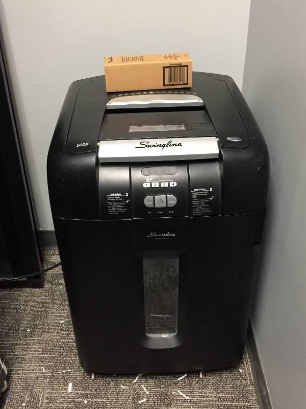 lot 55 image: Swingline 500X Shredder