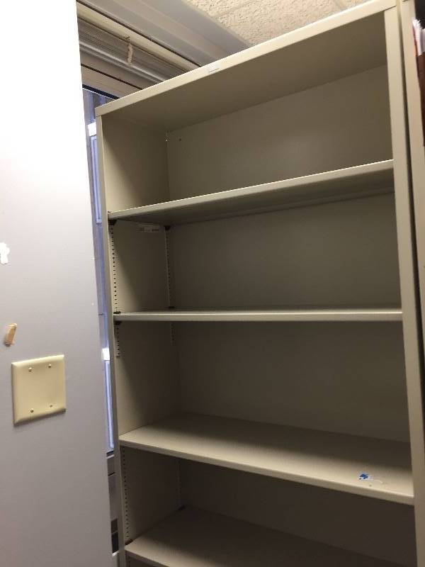 lot 59 image: Metal Bookshelf Shelving Unit by HON