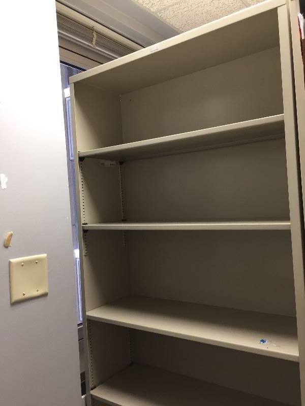 lot 61 image: Metal Bookshelf Shelving Unit by HON